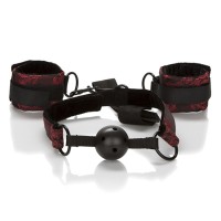 Топка за уста CALEXOTICS - SCANDAL BREATHABLE BALL GAG WITH HANDCUFFS